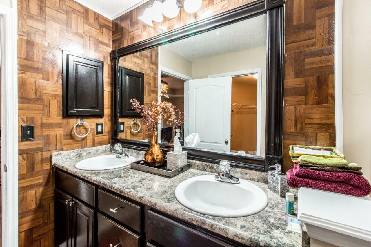 Villa Rockett! Your Sweet Home Away From Home! Хантсвилл Экстерьер фото